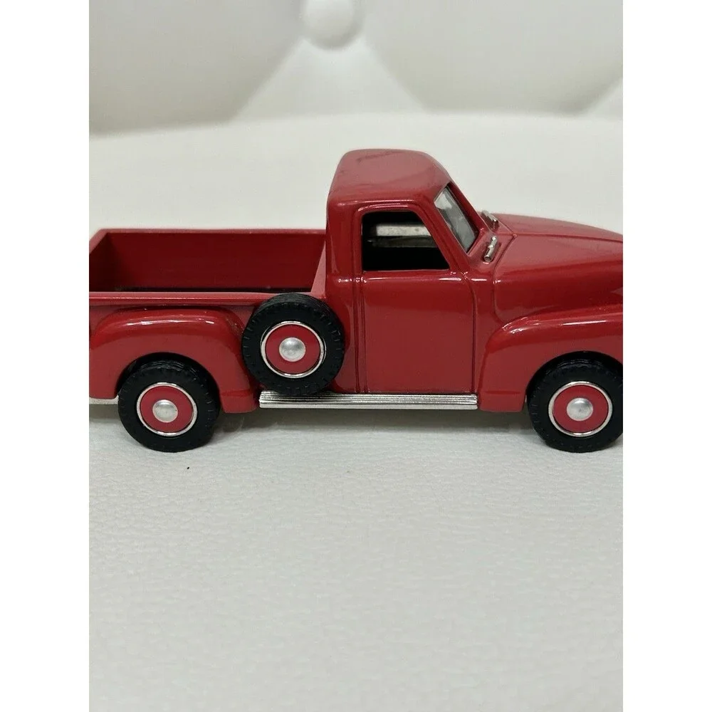 RELIC 1962 Red Pickup Truck Collectible Vehicle Desk Clock Collectible